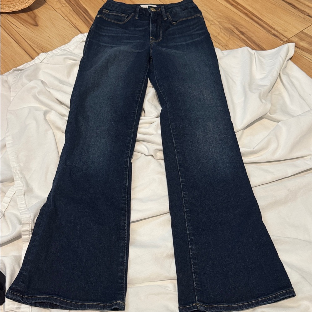 Frame Denim Indigo Le Crop Mini Boot Jeans 24